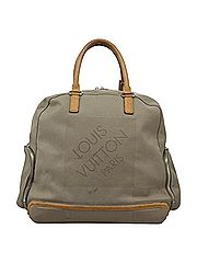 Louis Vuitton Weekender