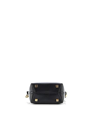 Saint Laurent Le 37 Bucket Bag Leather Mini (view 2)
