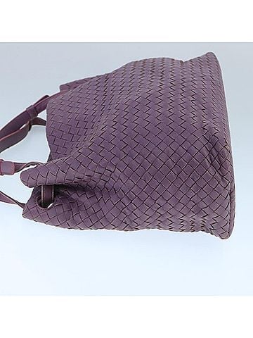 Bottega Veneta Garda Purple Leather Handbag (view 2)