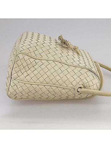 Bottega Veneta Beige Leather Handbag (view 2)