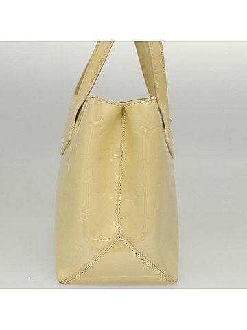 Louis Vuitton Wilshire Beige Patent Leather Handbag (view 2)