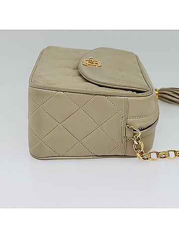 Chanel Camera Beige Leather Shoulder Bag (view 2)