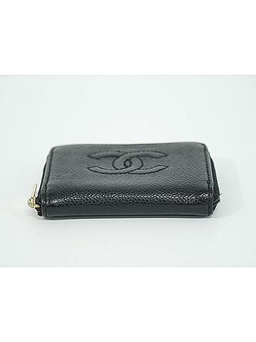 Chanel Logo Cc Black Leather Wallet (view 2)