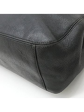 Chanel Black Grained Calfskin Tote Bag (view 2)