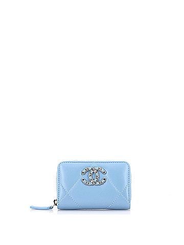 Chanel 19 Zip Coin Purse Quilted Leather (view 1)
