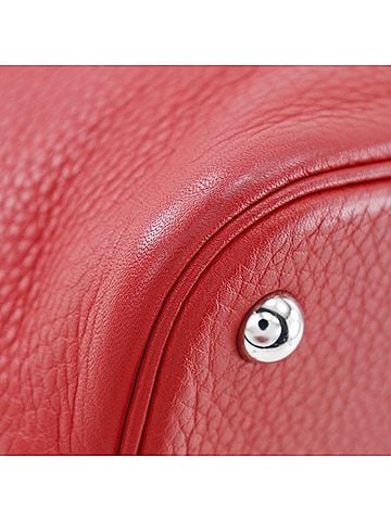 Hermès Bolide Red Color Taurillon Clemence Leather Handbag (view 2)