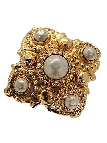 Chanel Gold Metal Brooch Jewelry (view 1)