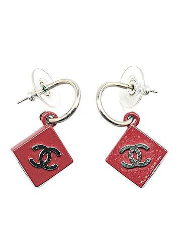 Chanel Bordeaux Gold Gold Plating Stud Earrings (view 1)