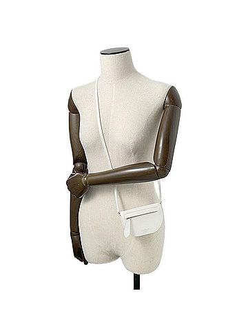 Burberry White Leather Shoulder Bag (view 2)
