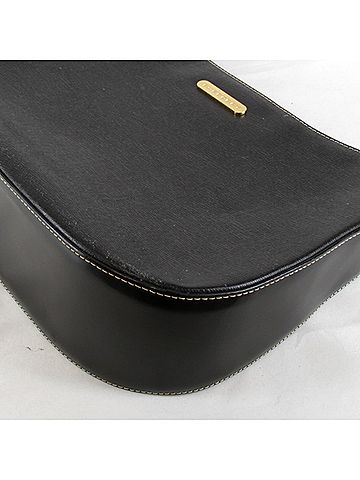 Burberry Black Leather Shoulder Bag (view 2)