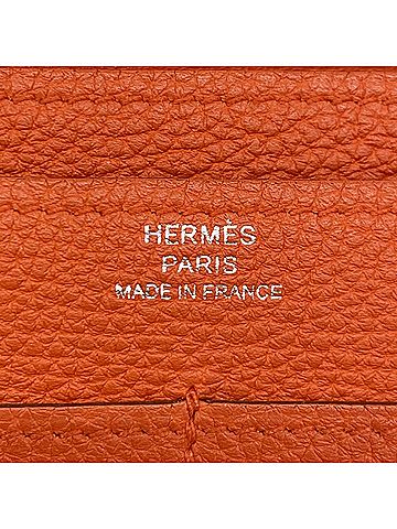 Hermès Capucine Togo Leather Long Wallet (Bi-Fold) (view 2)