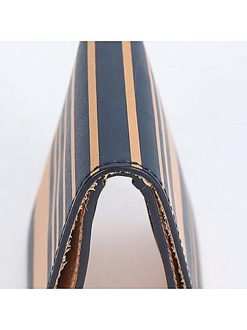 Coach Beige Navy Leather Wallet (Bi-Fold) (view 2)