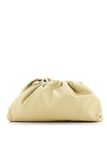 Bottega Veneta The Pouch Leather Teen (view 1)