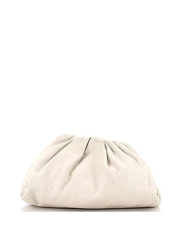 Bottega Veneta The Pouch Leather Teen (view 1)