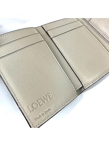 Loewe LOEWE Anagram Small Vertical Wallet, Compact Tri-fold Leather Women's, Green (view 2)