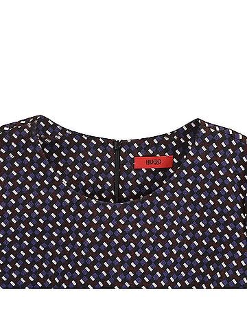 HUGO BOSS Hugo by Hugo Boss Short Sleeve Scalloped Top in Multicolor Cotton (view 2)