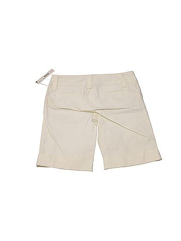 Alice + Olivia Alice + Olivia Cuffed Bermuda Shorts in White Cotton (view 2)