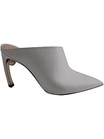 Nicholas Kirkwood Nicholas Kirkwood Heeled Mules with Pearl in White Leather (view 1)