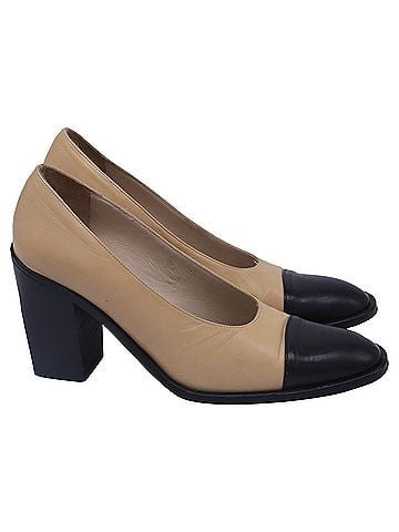 Chanel Chanel Cap-Toe Block-Heel Pumps in Beige Leather (view 1)