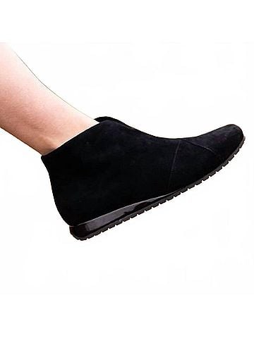 L'Amour Des Pieds Women's Tianna Bootie (view 2)