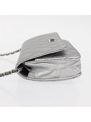 Chanel Reissue 2.55 Wallet On Chain Quilted Lambskin Silver Leather Shoulder Bag Bag (view 2)
