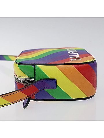 Balenciaga Everyday Camera Bag Printed Leather Multicolour Leather Shoulder Bag Bag (view 2)