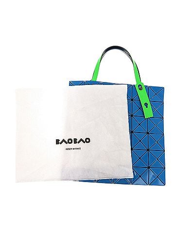 Issey Miyake Like new ISSEY MIYAKE BAOBAO BB93-AG613 Polyester Blue and Green Tote Bag, Blue/Green, 0482 (view 2)