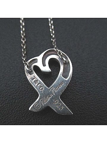 Tiffany Tiffany & Co. Paloma Picasso Loving Heart Necklace in 925 SV Silver for Women (view 2)