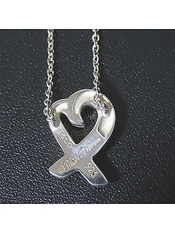 Tiffany Tiffany & Co. Paloma Picasso Loving Heart Necklace Pendant in 925SV Silver for Women (view 2)
