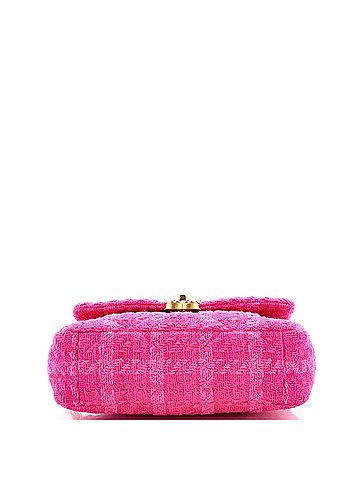 Chanel 19 Flap Bag Quilted Tweed Medium (view 2)