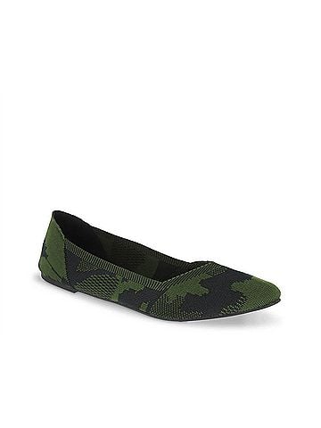 Mia Women's Kerri Ballet Flat (view 2)