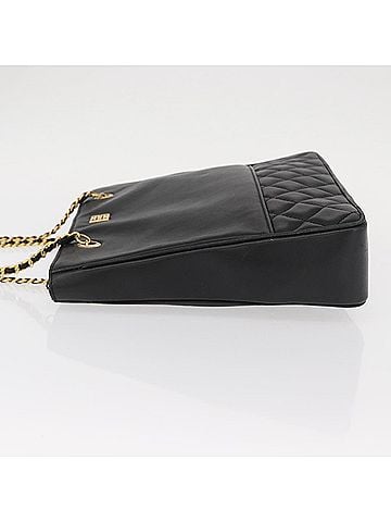 Givenchy Vintage 4G Shoulder Bag Leather Black Leather Shoulder Bag Bag (view 2)