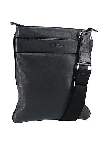 Salvatore Ferragamo Vintage Shoulder Bag Leather Black Leather Shoulder Bag Bag (view 1)