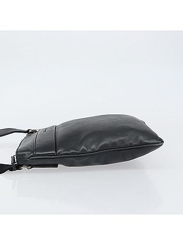 Salvatore Ferragamo Vintage Shoulder Bag Leather Black Leather Shoulder Bag Bag (view 2)
