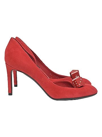 Louis Vuitton Louis Vuitton Dice Pumps in Red Suede (view 1)