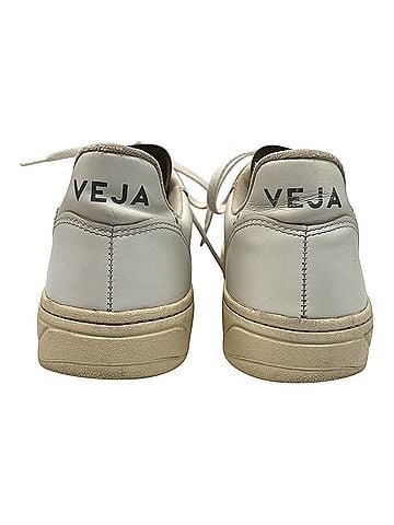 VEJA Veja V10 Sneakers (view 2)