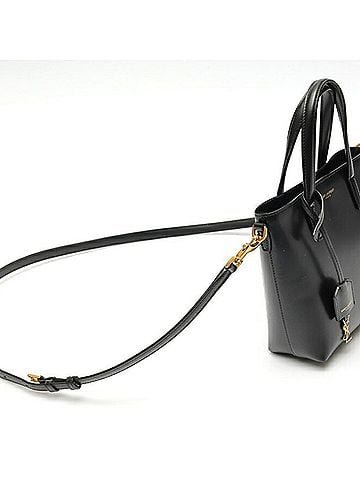 Saint Laurent Saint Laurent Mini Toy Shoulder Bag 773995 Box Leather Black S-159778 (view 2)