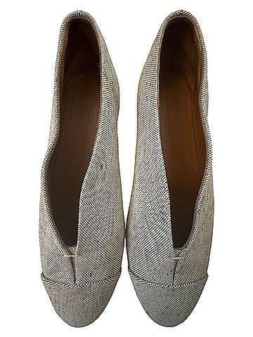 Victoria Beckham Flats (view 1)