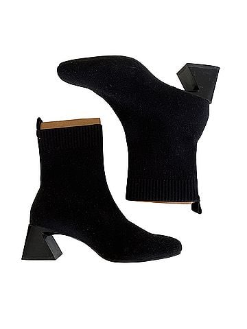 Vivaia Regina Ankle Boots (view 1)