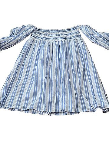 Romeo & Juliet Couture Casual Dress (view 2)