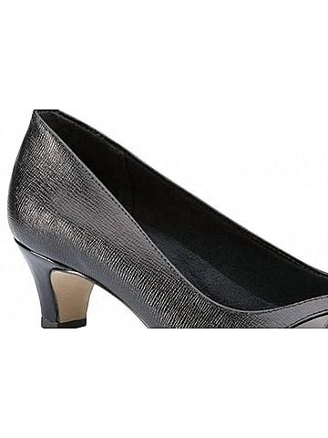Walking Cradles Women's Intro Leather Closed Toe Classic Pumps (view 2)