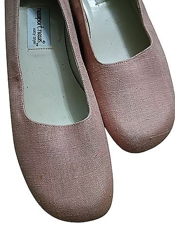 Newport News Newport News  Heels (view 2)