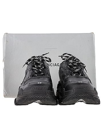 Balenciaga Balenciaga Triple S Sneakers in Black Polyester (view 2)