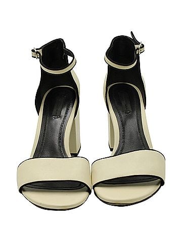 Alexander Wang Alexander Wang Abbey Block Heel Sandals in Ivory Leather (view 2)