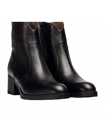 Wonders Women's Leather Ankle Boots (view 2)