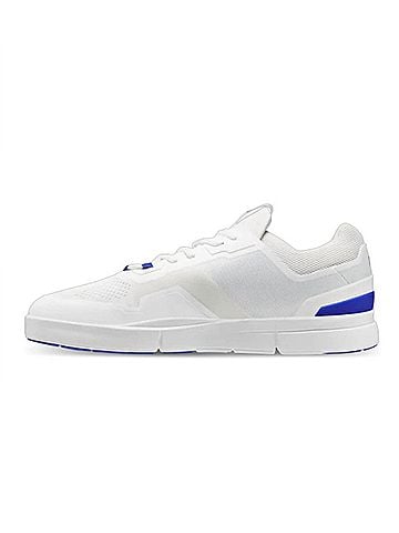 On Women's The Roger Spin Sneakers (view 2)