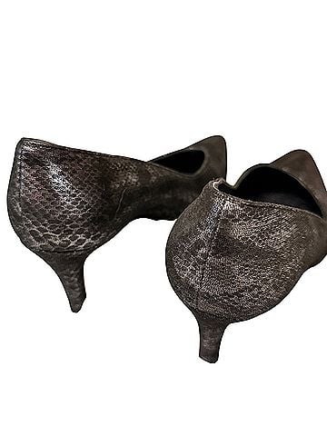 Stuart Weitzman Vintage Heels (view 2)