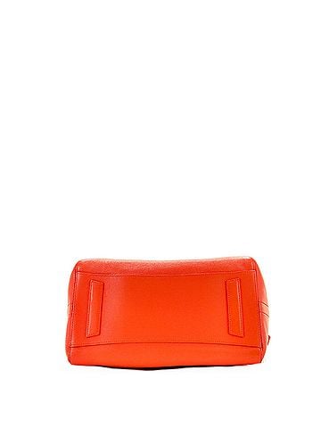 Givenchy Antigona Bag Leather Medium (view 2)