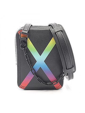 Louis Vuitton Louis Vuitton Danube Messenger Taiga Noir Shoulder Bag/Handbag in Leather, Men's, Black, M30332 (view 1)
