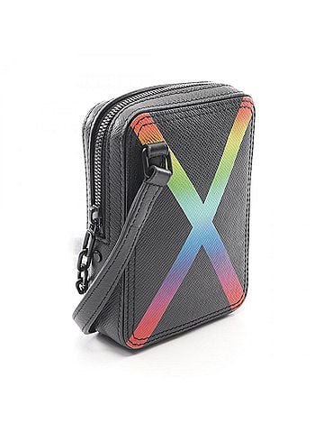 Louis Vuitton Louis Vuitton Danube Messenger Taiga Noir Shoulder Bag/Handbag in Leather, Men's, Black, M30332 (view 2)
